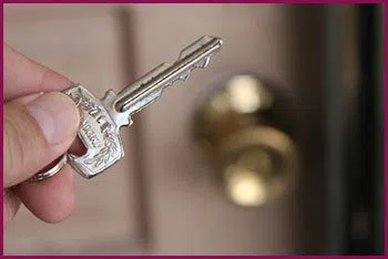 Fords NJ Locksmith Store Fords, NJ 732-725-2837 - 14-unlock-door