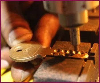 Fords NJ Locksmith Store Fords, NJ 732-725-2837 - 17-key-making